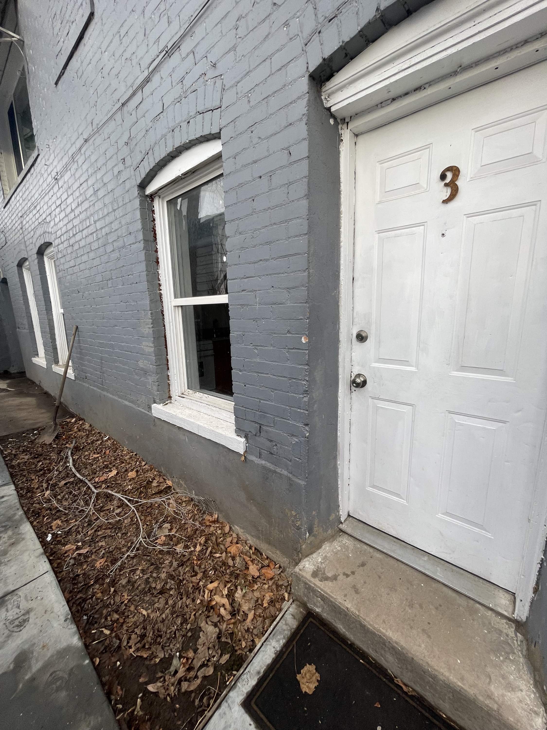 613 28th St. #3